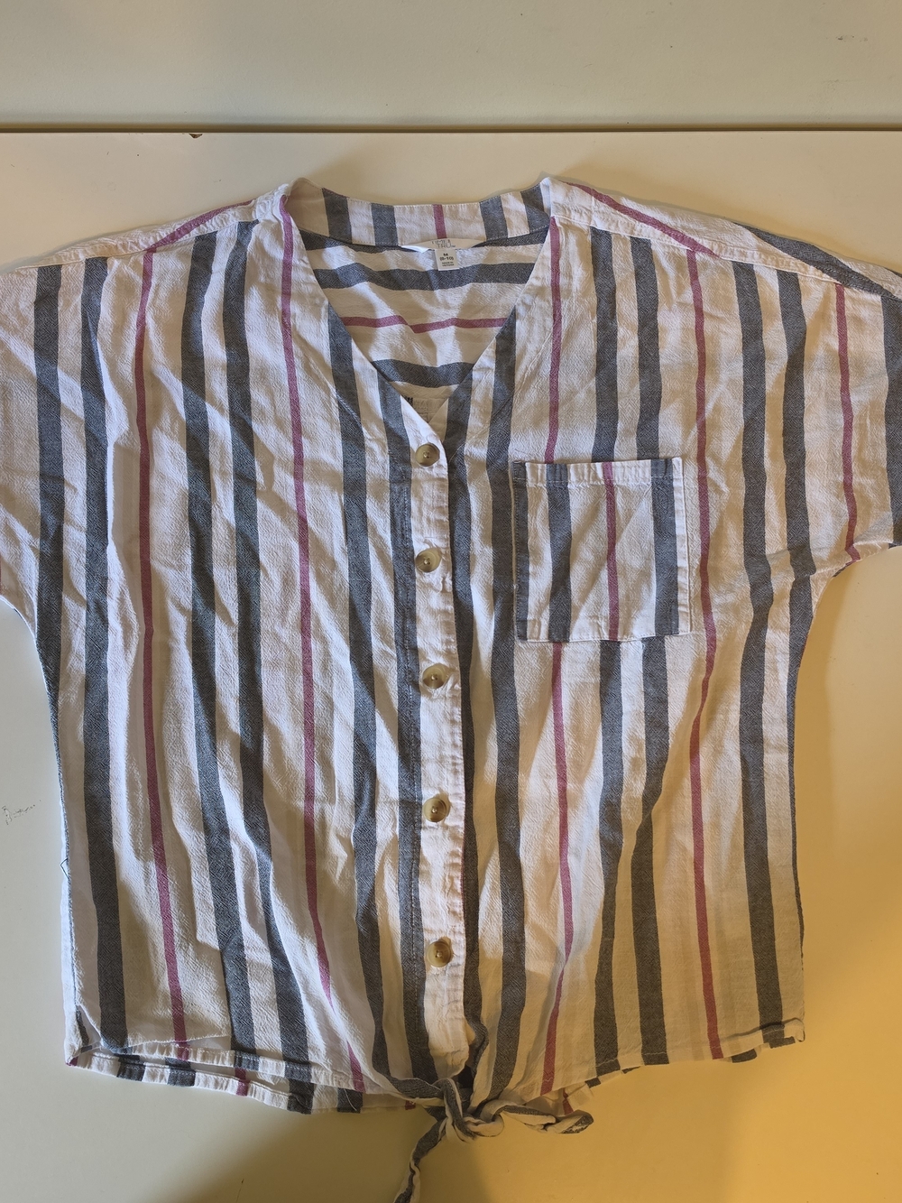 Time & Tru, Striped Button-Front Tie-Hem Top in White, Gray & Pink